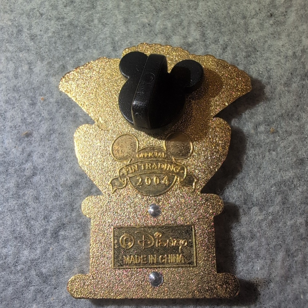 Disney California Adventure Flower Bouquet Enamel Pin Trading 2004 Collector - Picture 3 of 3